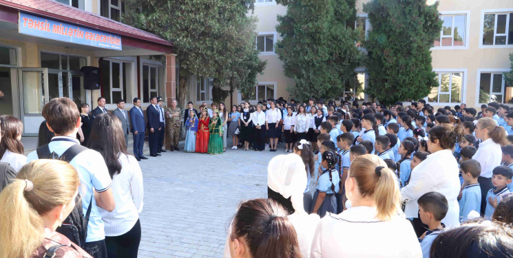 Ağstafa rayonunun ümumi təhsil müəssisələrində 15 sentyabr – Bilik Günü münasibəti ilə tədbirlər keçirilib